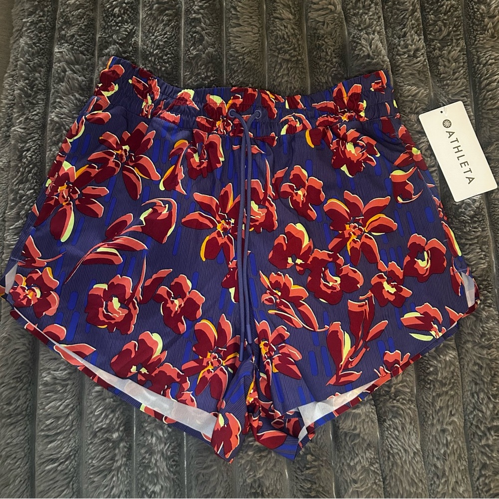 NWT Athleta Crossroads Athletic Shorts